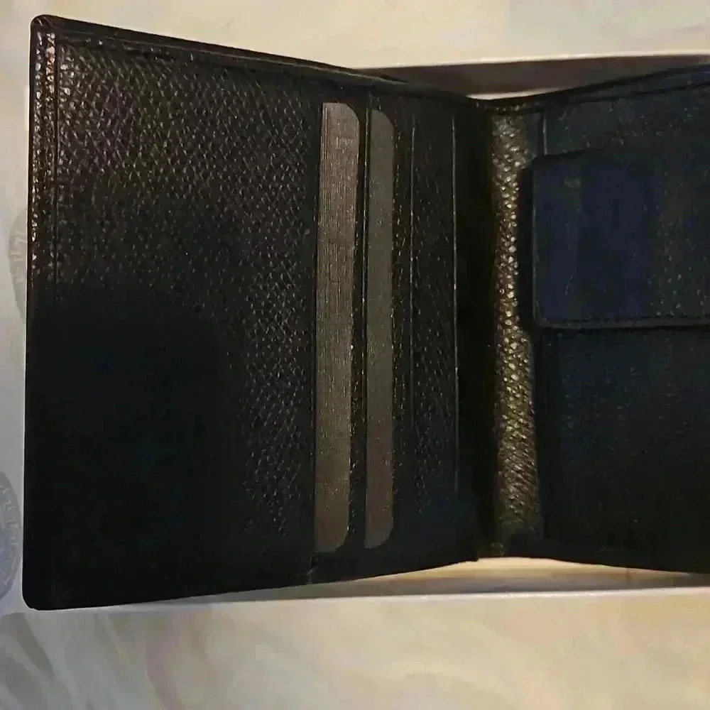 Versace Wallet - Picture 5 of 8